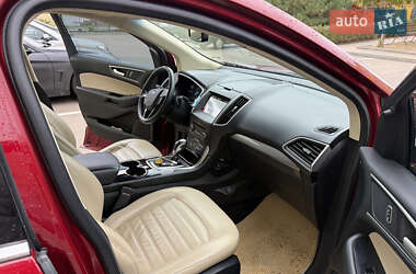 Внедорожник / Кроссовер Ford Edge 2016 в 