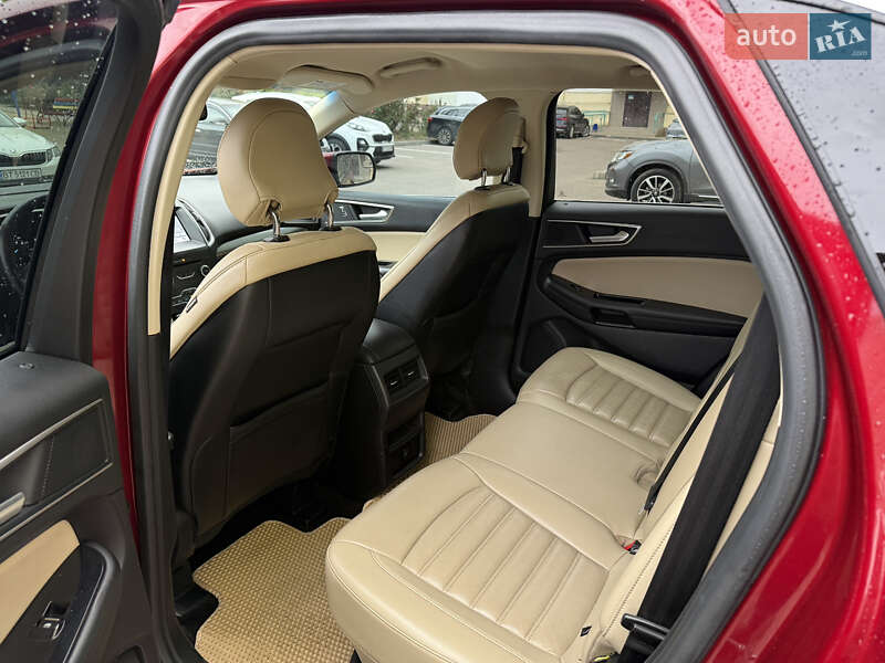 Внедорожник / Кроссовер Ford Edge 2016 в Николаеве