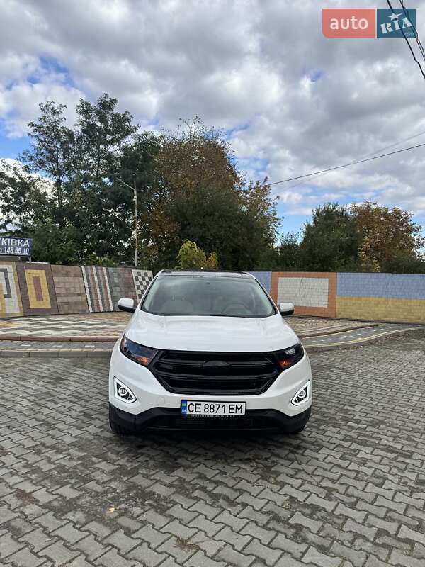 Позашляховик / Кросовер Ford Edge 2016 в Чернівцях