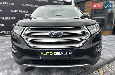Позашляховик / Кросовер Ford Edge 2017 в 