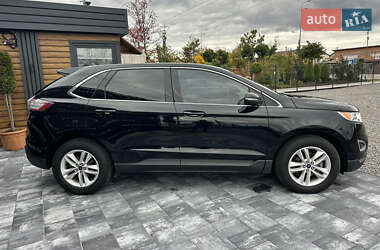 Позашляховик / Кросовер Ford Edge 2017 в 