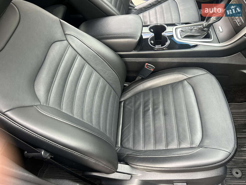 Внедорожник / Кроссовер Ford Edge 2016 в Переяславе