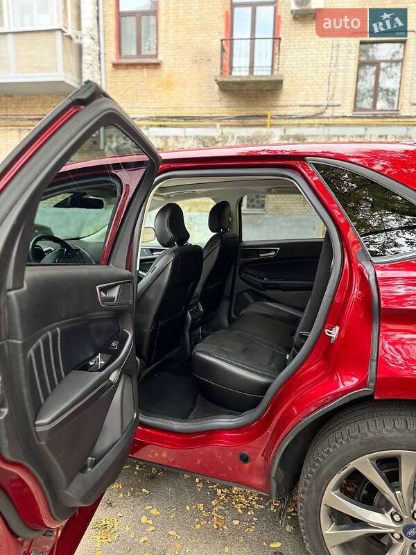 Позашляховик / Кросовер Ford Edge 2016 в Харкові