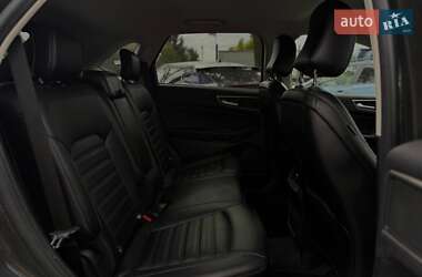 Позашляховик / Кросовер Ford Edge 2021 в  фото 20 Позашляховик / Кросовер Ford Edge 2021 в