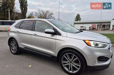 Внедорожник / Кроссовер Ford Edge 2019 в 