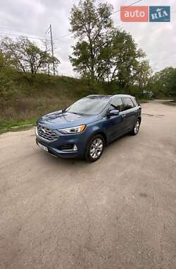 Внедорожник / Кроссовер Ford Edge 2019 в 