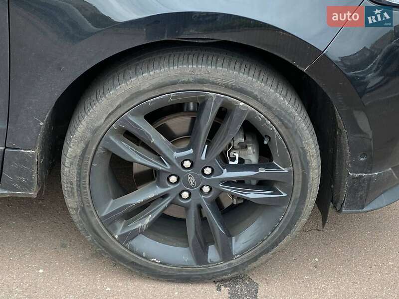 Позашляховик / Кросовер Ford Edge 2019 в Києві