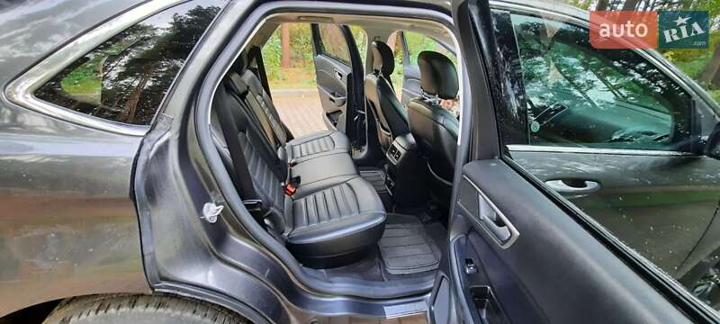 Позашляховик / Кросовер Ford Edge 2015 в Львові