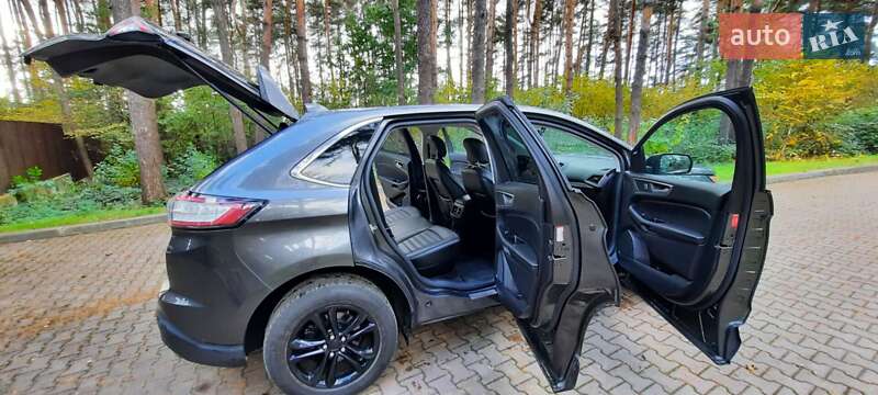 Позашляховик / Кросовер Ford Edge 2015 в Львові