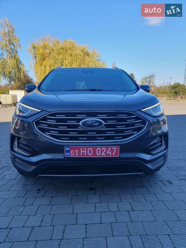 Внедорожник / Кроссовер Ford Edge 2019 в 