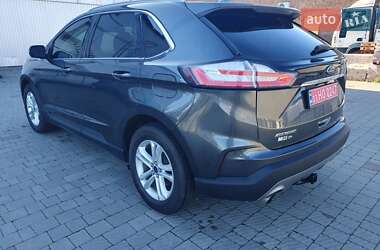 Внедорожник / Кроссовер Ford Edge 2019 в 