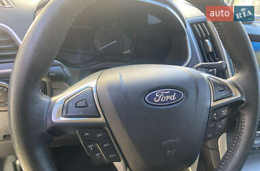 Позашляховик / Кросовер Ford Edge 2020 в 