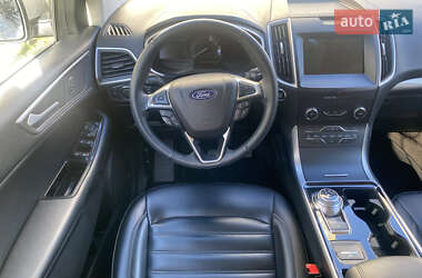 Позашляховик / Кросовер Ford Edge 2020 в 