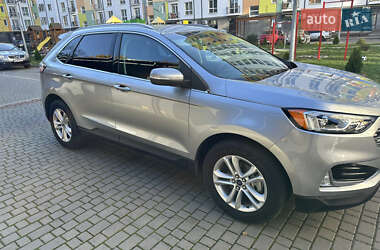 Позашляховик / Кросовер Ford Edge 2020 в 
