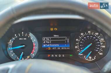 Позашляховик / Кросовер Ford Edge 2018 в  фото 10 Позашляховик / Кросовер Ford Edge 2018 в
