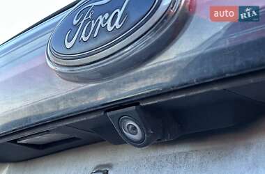 Позашляховик / Кросовер Ford Edge 2018 в  фото 20 Позашляховик / Кросовер Ford Edge 2018 в
