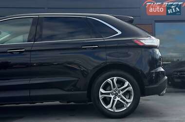 Позашляховик / Кросовер Ford Edge 2017 в  фото 19 Позашляховик / Кросовер Ford Edge 2017 в