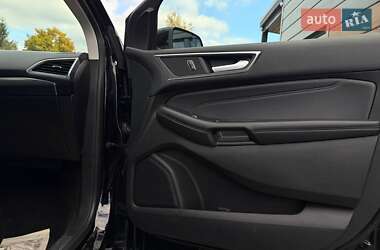 Позашляховик / Кросовер Ford Edge 2017 в  фото 48 Позашляховик / Кросовер Ford Edge 2017 в