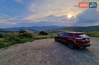 Позашляховик / Кросовер Ford Edge 2015 в 