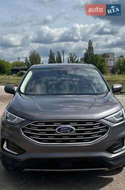 Позашляховик / Кросовер Ford Edge 2023 в  фото 10 Позашляховик / Кросовер Ford Edge 2023 в