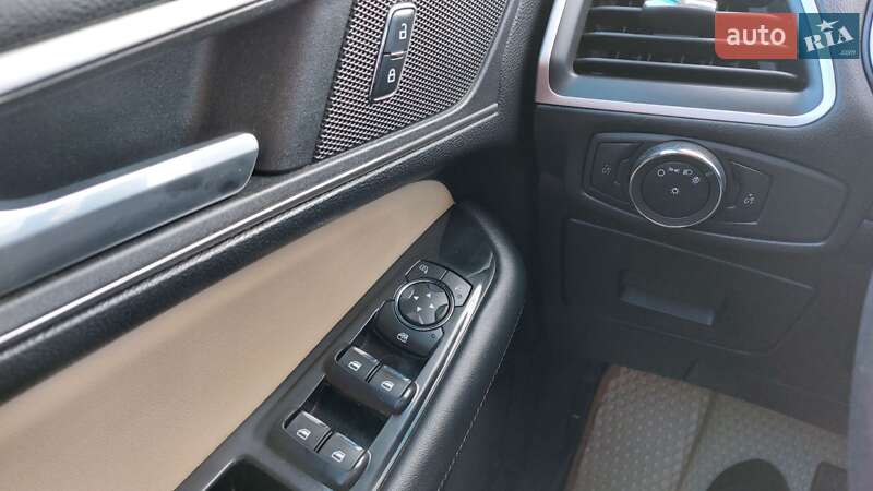 Внедорожник / Кроссовер Ford Edge 2016 в Одессе