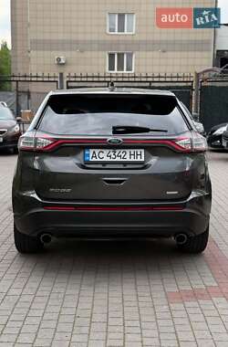 Позашляховик / Кросовер Ford Edge 2015 в  фото 5 Позашляховик / Кросовер Ford Edge 2015 в