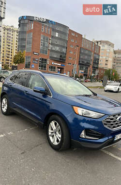 Внедорожник / Кроссовер Ford Edge 2019 в 