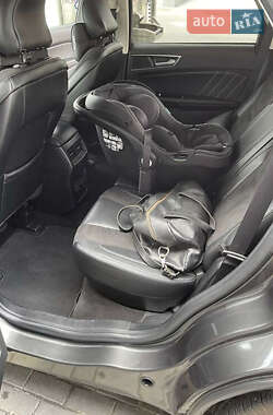 Позашляховик / Кросовер Ford Edge 2019 в  фото 12 Позашляховик / Кросовер Ford Edge 2019 в