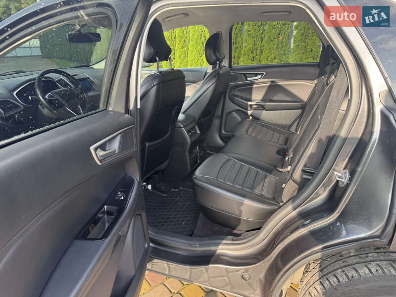 Позашляховик / Кросовер Ford Edge 2016 в Києві