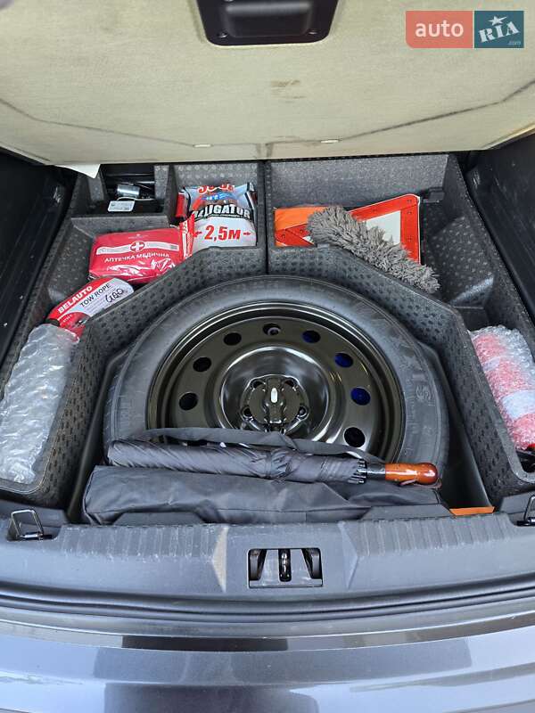 Внедорожник / Кроссовер Ford Edge 2019 в Черновцах