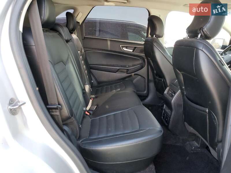 Позашляховик / Кросовер Ford Edge 2016 в Полтаві фото 10 Позашляховик / Кросовер Ford Edge 2016 в Полтаві