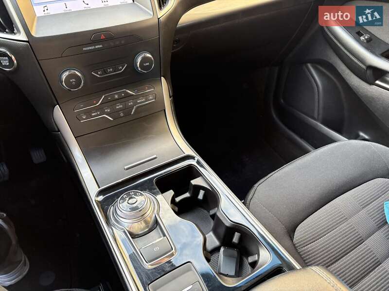 Позашляховик / Кросовер Ford Edge 2019 в Миколаєві