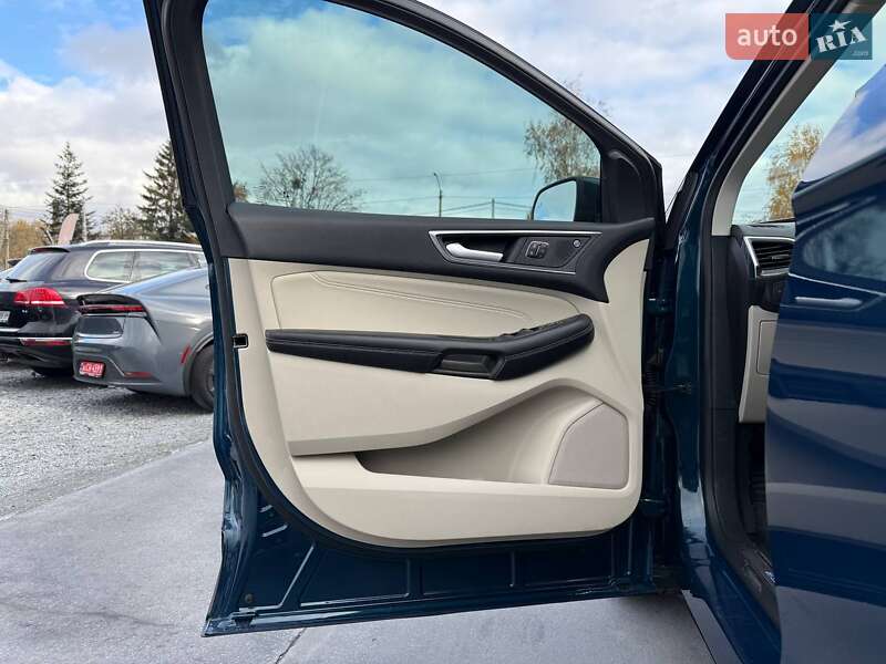 Позашляховик / Кросовер Ford Edge 2020 в Рівному