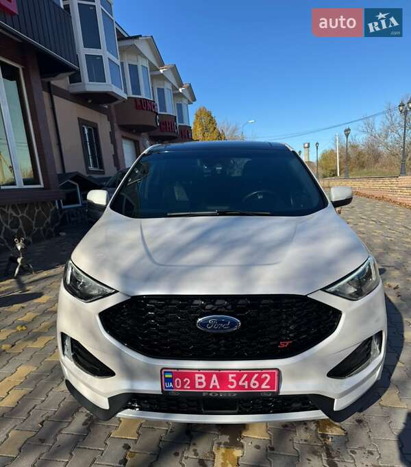 Позашляховик / Кросовер Ford Edge 2019 в Умані