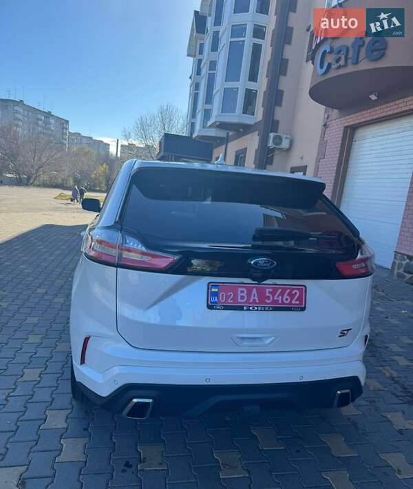Позашляховик / Кросовер Ford Edge 2019 в Умані
