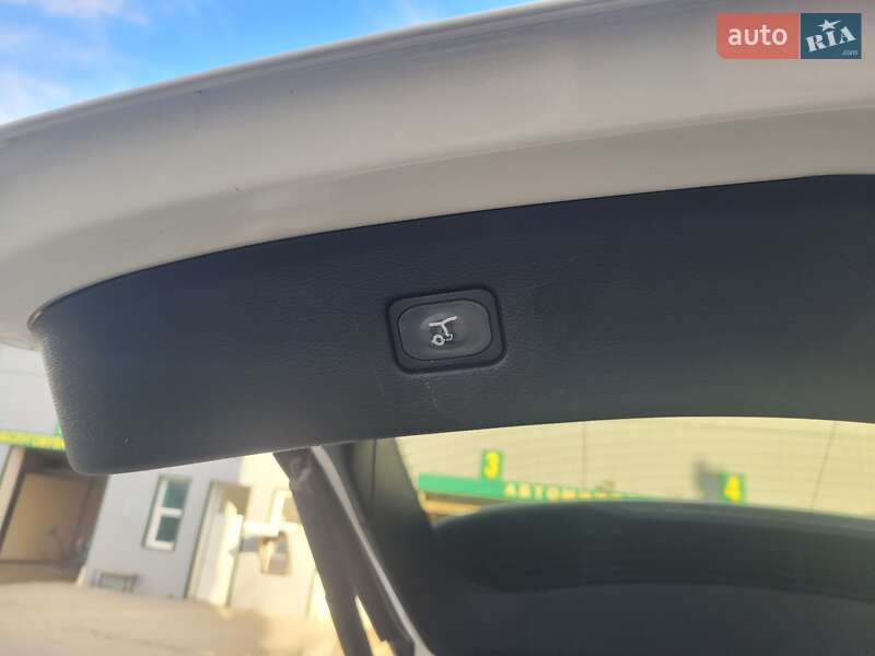 Позашляховик / Кросовер Ford Edge 2020 в Чорткові