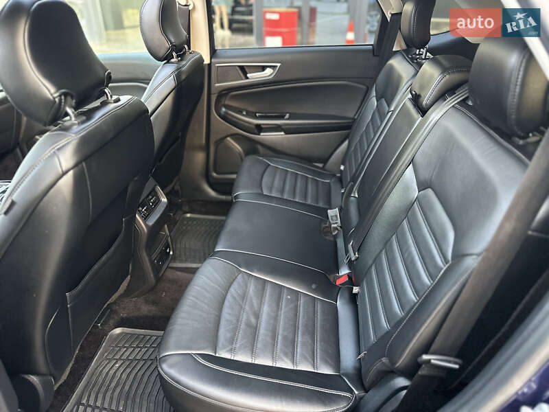 Позашляховик / Кросовер Ford Edge 2016 в Рівному