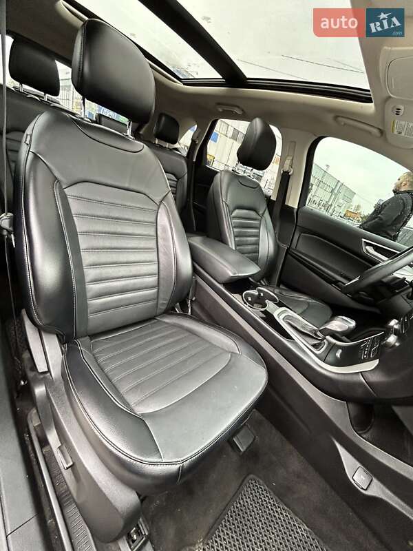 Внедорожник / Кроссовер Ford Edge 2018 в Сумах