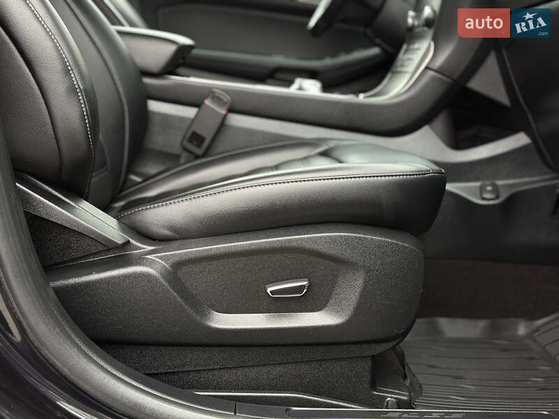 Внедорожник / Кроссовер Ford Edge 2018 в Владимире