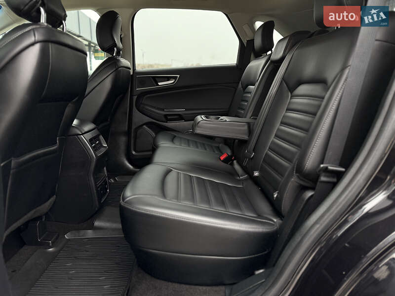 Внедорожник / Кроссовер Ford Edge 2018 в Владимире