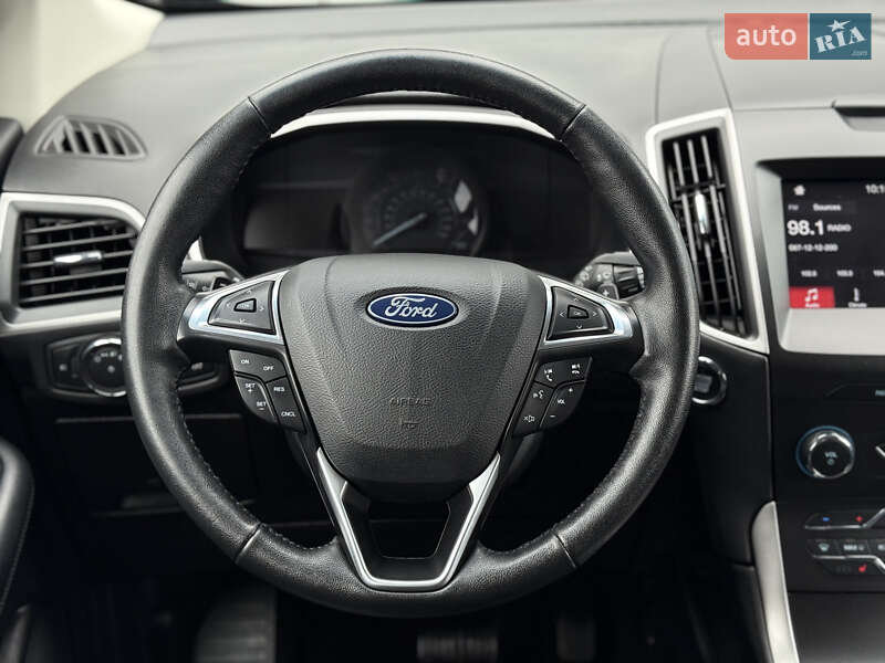 Внедорожник / Кроссовер Ford Edge 2018 в Владимире
