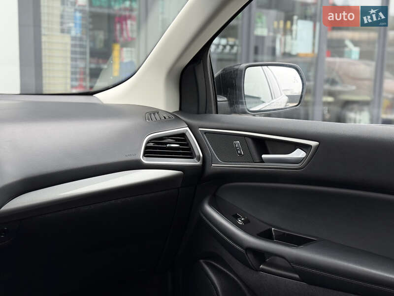 Внедорожник / Кроссовер Ford Edge 2018 в Владимире