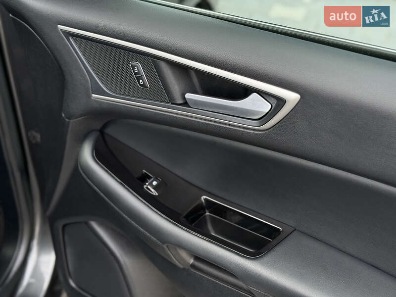 Внедорожник / Кроссовер Ford Edge 2018 в Владимире