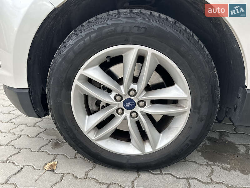 Позашляховик / Кросовер Ford Edge 2016 в Львові