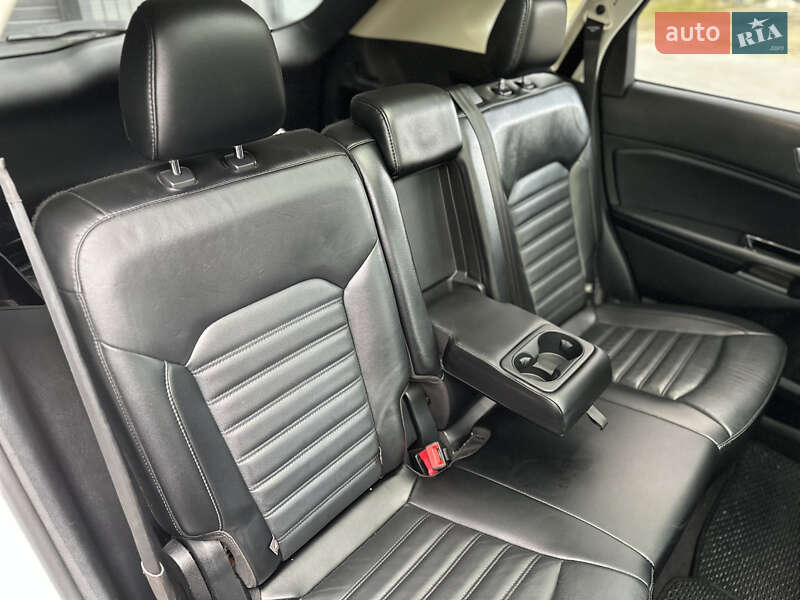 Позашляховик / Кросовер Ford Edge 2016 в Львові