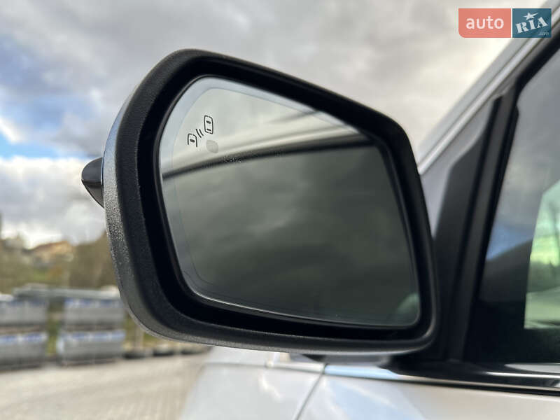 Позашляховик / Кросовер Ford Edge 2016 в Львові