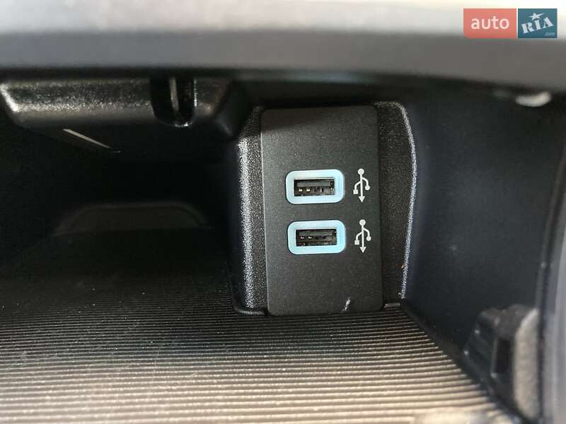 Позашляховик / Кросовер Ford Edge 2016 в Ковелі