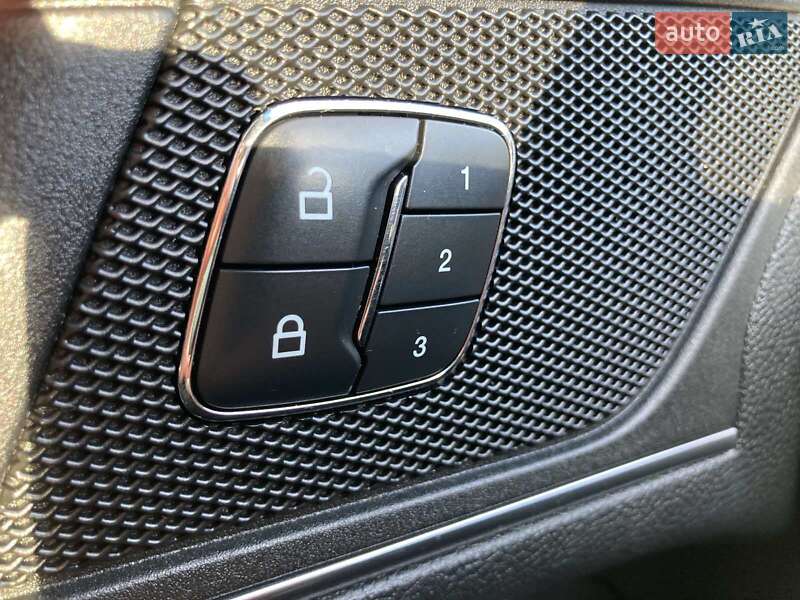 Позашляховик / Кросовер Ford Edge 2016 в Ковелі