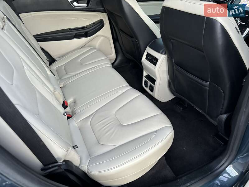 Позашляховик / Кросовер Ford Edge 2019 в Києві