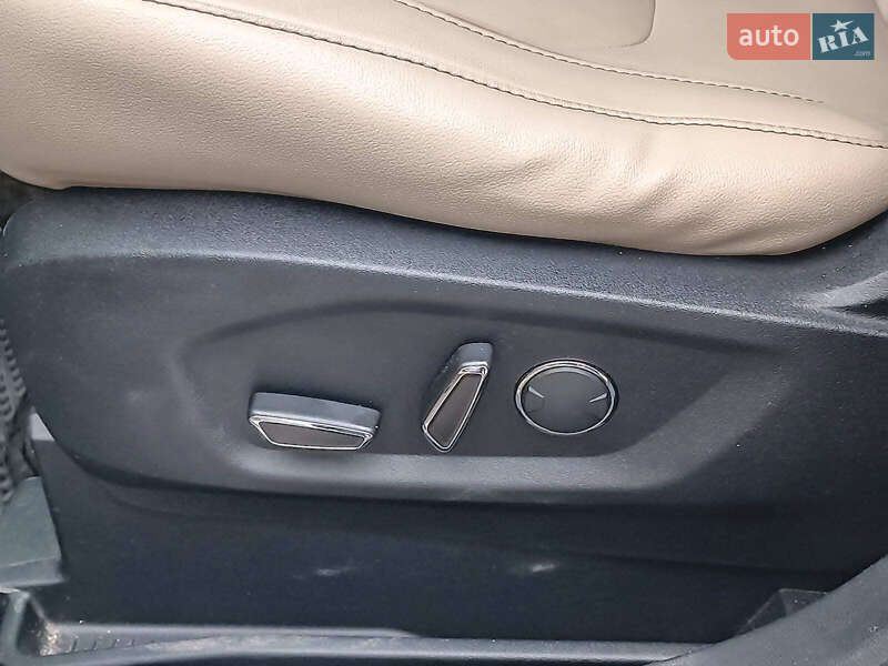 Позашляховик / Кросовер Ford Edge 2017 в Харкові